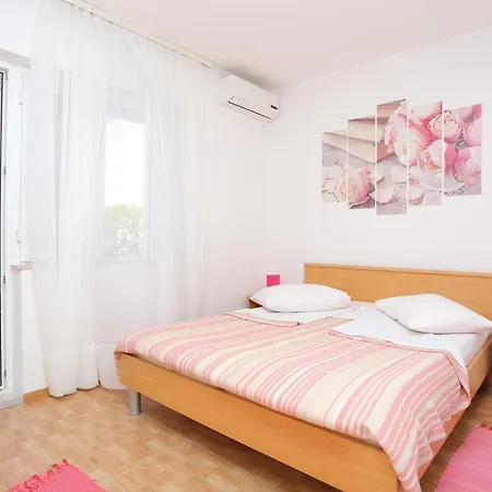 Apartment By The Sea Baska Voda, Makarska - 21774 *